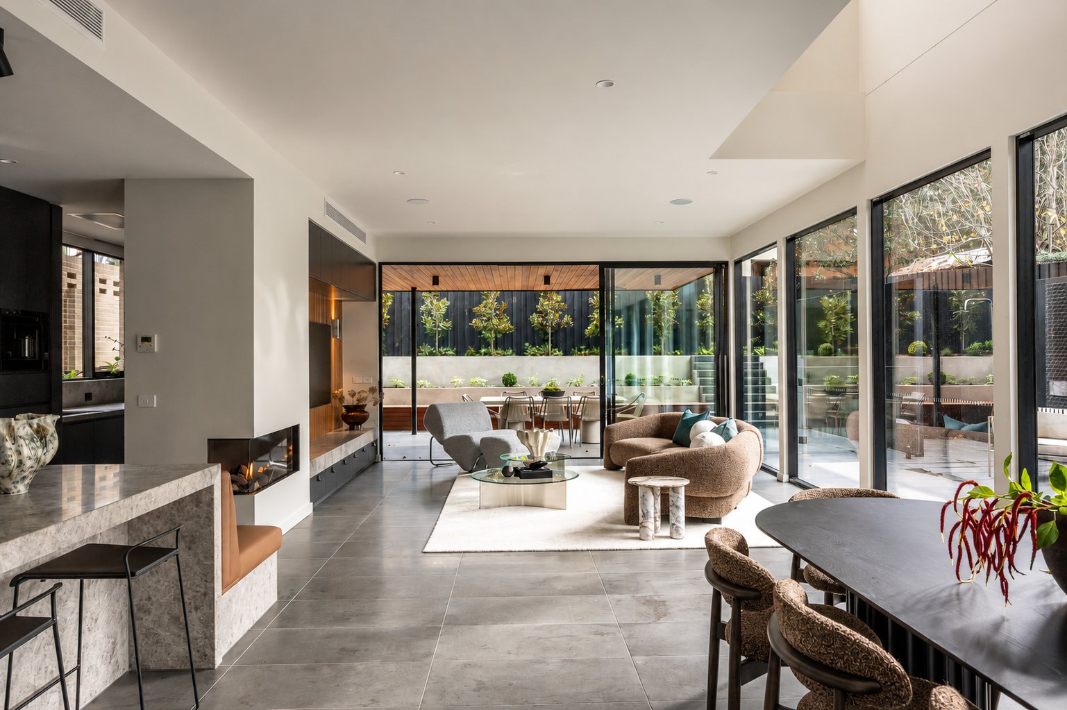 Varcon Group living area, Mont Albert North custom home