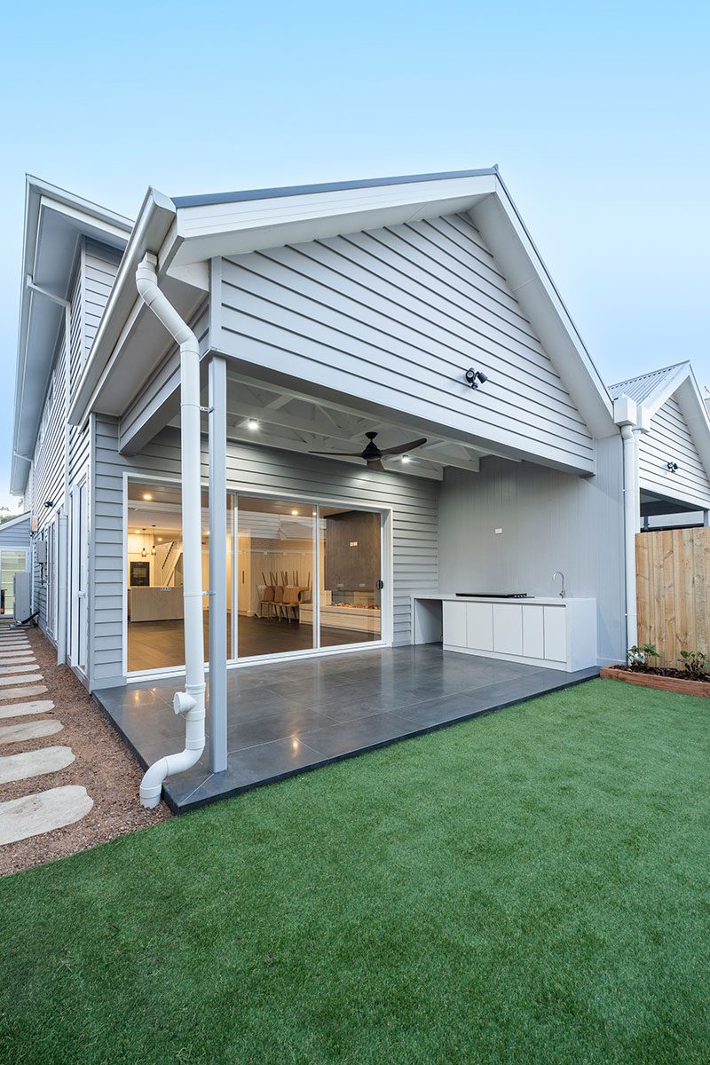 Dunedin St Maidstone, exterior view