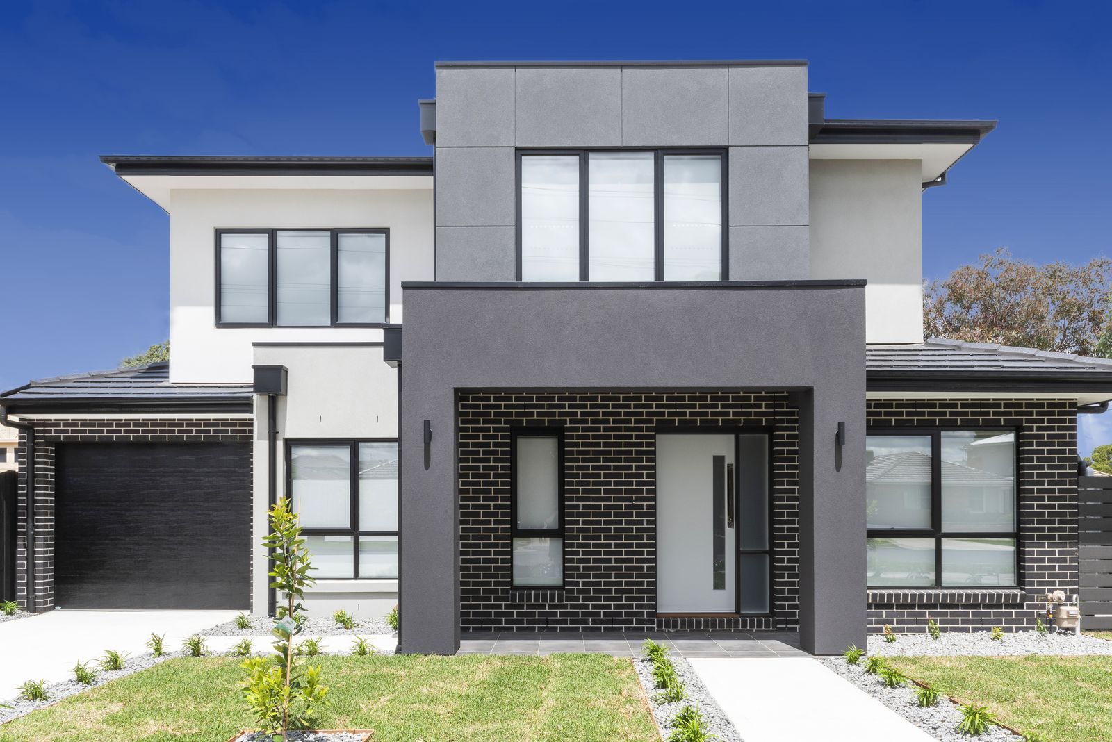 Hadfield multi-unit development by Varcon Group